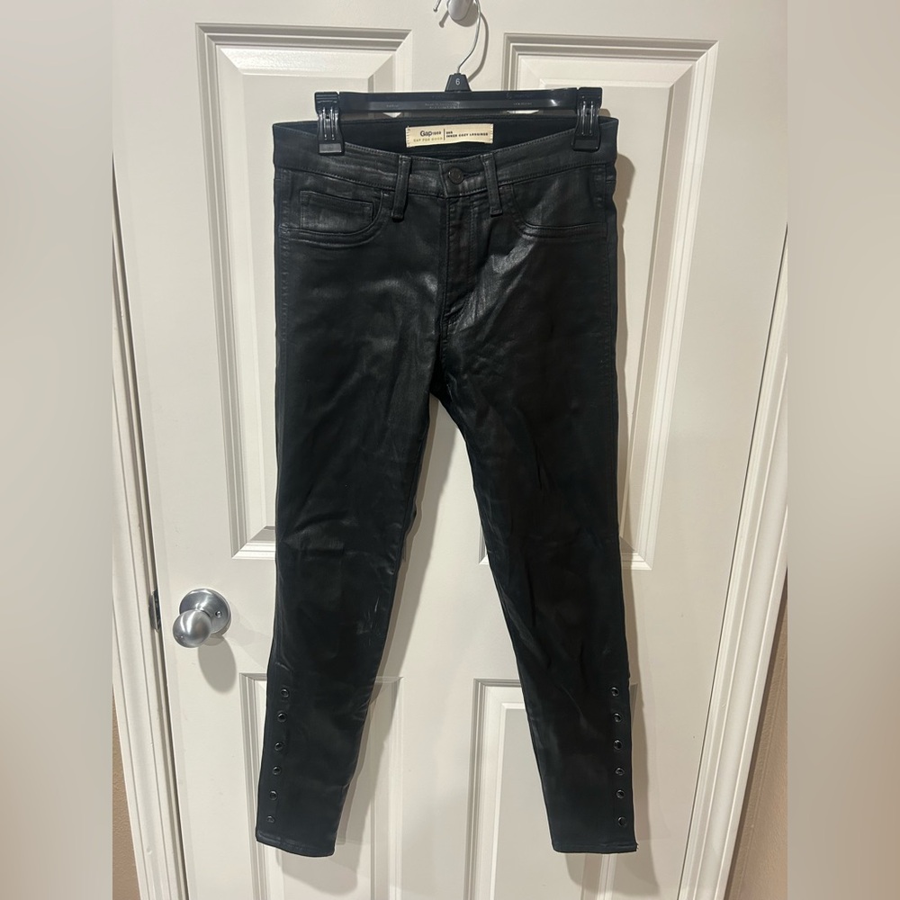 Women’s faux leather Jean leggings size 28